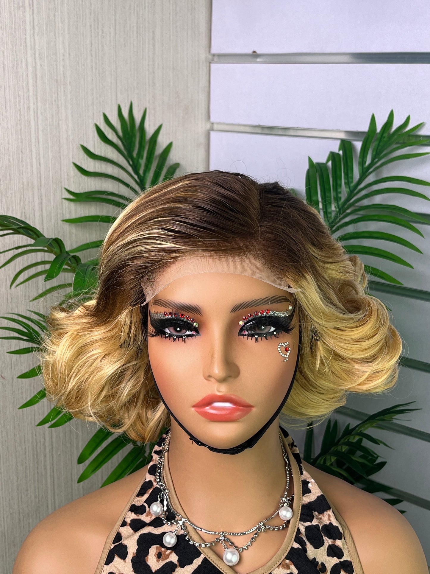 100% Human Hair Bouncy Curl Wig 5x5 Closure Short Curly Wig SDD Quality Glueless