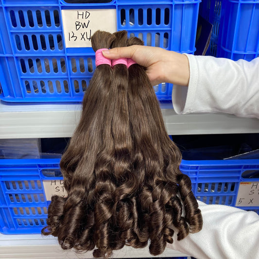 Hot Sale Wholesale Price Hair Bulk Vietnamese Remy Human Hair Extensions Bouncy Curly Color 2# for Braiding Hair